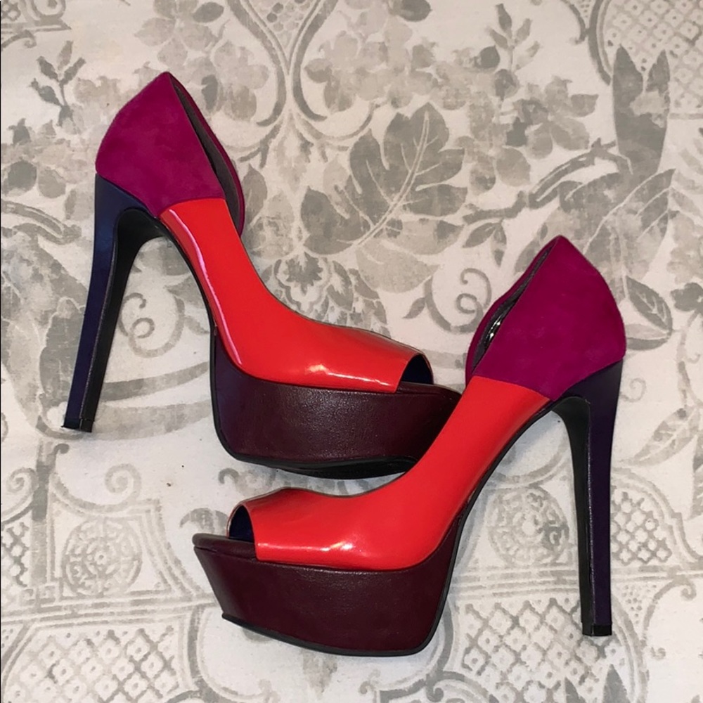 Jessica Simpson High Heels